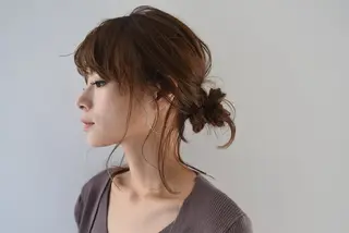 ヘアアレンジ hoNua. 栄/透明感カラーのヘアスタイル