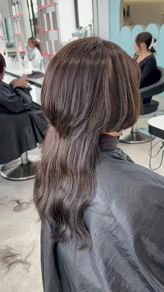 ロング カラー エフェクトブリーチ／ レイヤーカット／翔のヘアスタイル