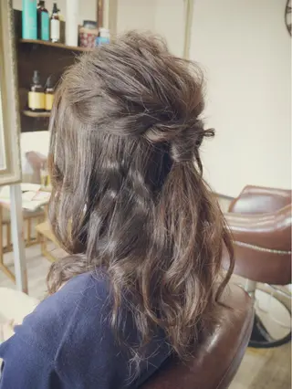 セミロング ヘアアレンジ jolie amieのヘアスタイル