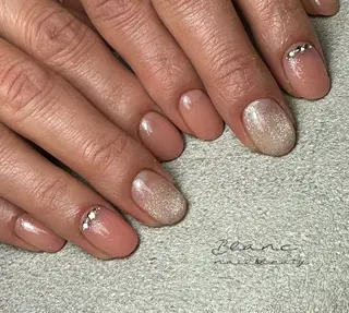 ネイル Blanc ブランのネイルデザイン