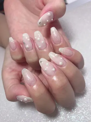 ネイル Flowerネイルサロン所属・. yukiのネイルデザイン