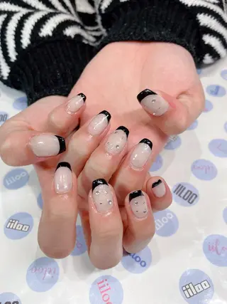 ネイル iiloo aromaworksのネイルデザイン