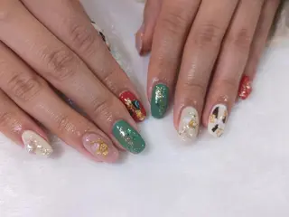 ネイル R'well所属・はばすみれ🎀ﾈｲﾙ 光ﾌｪｲｼｬﾙ ﾍｱのネイルデザイン