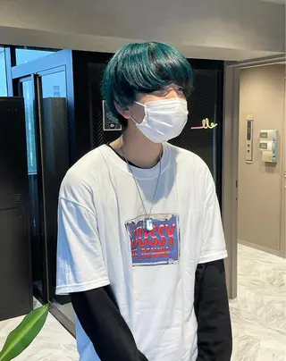 ショート カラー メンズ さと ちはるのヘアスタイル