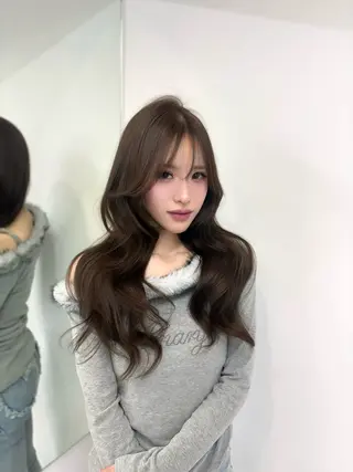 ロング カラー ATRA所属・ワンホン級艶髪 🤍𝑀𝐼𝐻𝑂のヘアスタイル