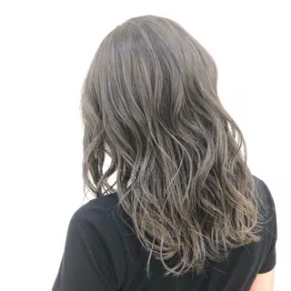セミロング カラー これた🧸ヘアメ職人 ♡髪質改善♡カラーのヘアスタイル