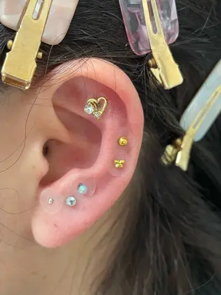 Mi-roomネイル 耳ツボジュエリーのネイルデザイン