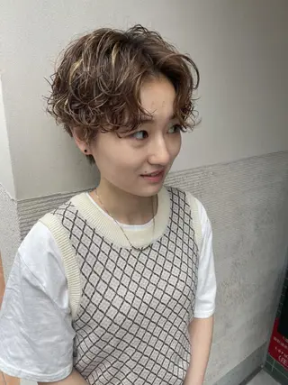 ショート パーマ 伊藤 玄のヘアスタイル