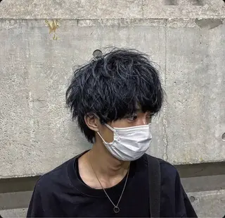 ミディアム カラー メンズ 板岡 丈一のヘアスタイル