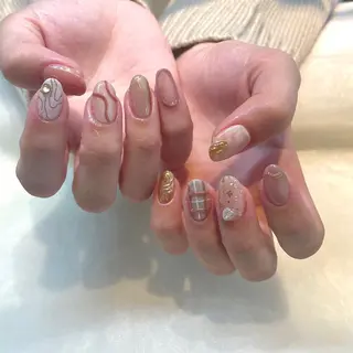 ネイル 新井 ひなののネイルデザイン