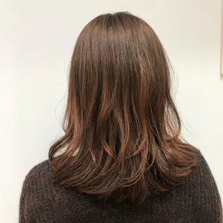 ミディアム パーマ うる艶カラー 🫶🏼💭mikaのヘアスタイル