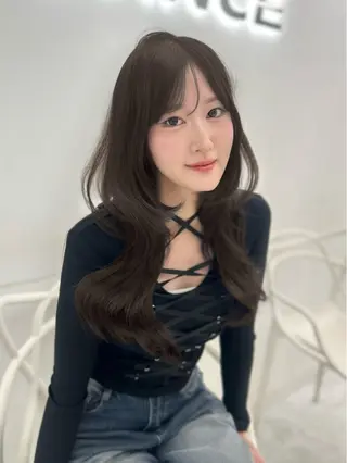 ロング カラー 上品モテヘア🩶 karen🩶のヘアスタイル