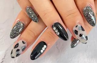 ネイル celica所属・松田 由真のネイルデザイン