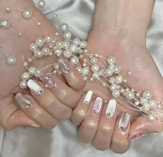 ネイル RAFFINE 月🦋🩵のネイルデザイン