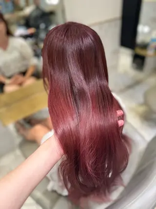 ロング カラー costes 今井芽依のヘアスタイル