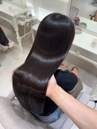 ロング 髪質改善/縮毛矯正 梅田茶屋町/西尾祐作のヘアスタイル