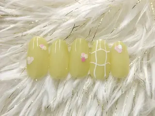 ネイル She by M【シーバイエム】パラジェル/ニュアンスネイル所属・She by M. Ryoukaのネイルデザイン