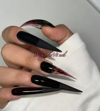 ネイル 相沢 さやかのネイルデザイン