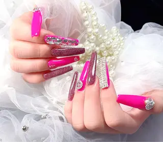 ネイル KiKO 🌻ひまわりサロンのネイルデザイン