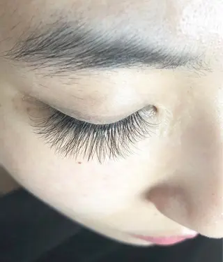 マツエク・マツパ SESUNNY セサ二ー　SAYAのマツエク・マツパデザイン