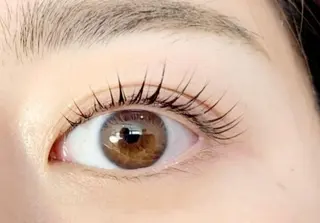 マツエク・マツパ メンズ眉毛サロン THE 3rd HAIR メンズアイブロウ船橋店【眉毛パーマ／まつげパーマ】所属・rei .の眉毛・アイブロウイメージ