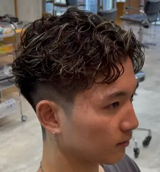 パーマ 八十川 佑斗のヘアスタイル