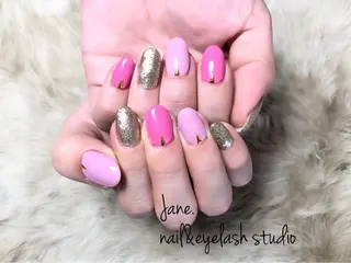 ネイル Yakko pas á pasのネイルデザイン