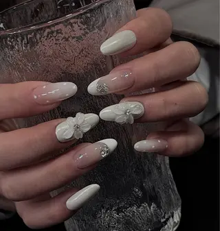 カラー U.mi Nail Salonのネイルデザイン