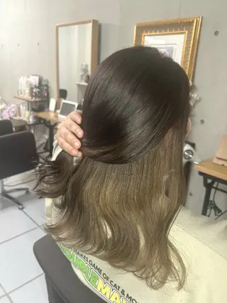 カラー セミロング ma cherie 　naoのヘアスタイル