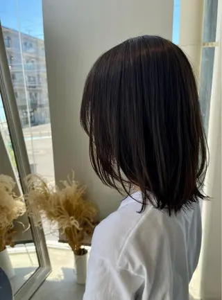 ミディアム カラー 渡辺 優のヘアスタイル