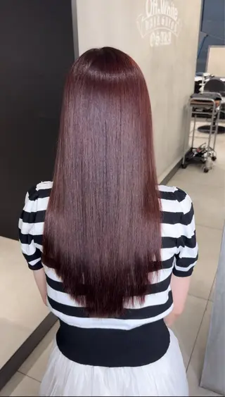 ロング L STUDIO 心斎橋店所属・🇰🇷韓国風ハイ トーンKANA🖤のヘアスタイル