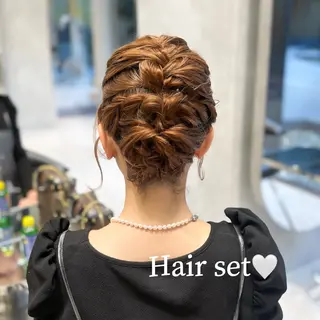 ミディアム ヘアアレンジ 🤍モテレディヘア 🤍Hitohaのヘアスタイル