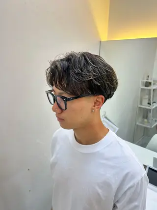 ミディアム パーマ メンズ メンズパーマ/ ハイライト　Tumのヘアスタイル