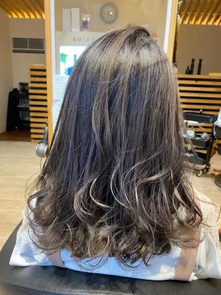 ロング カラー 関口 友行のヘアスタイル