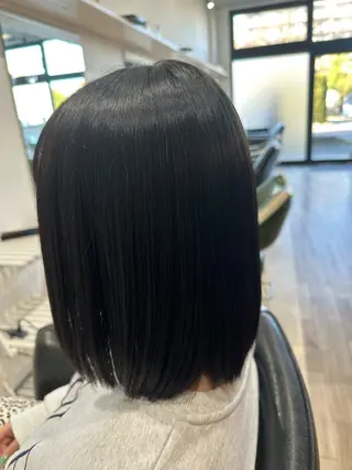 ミディアム 飯泉 春乃のヘアスタイル