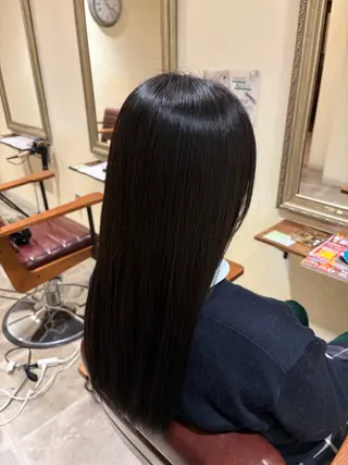ロング カラー 西村 さくらのヘアスタイル