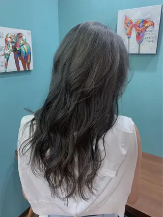 ロング カラー Mavie hair所属・髪質改善×潤艶カラー ⭐️岡田崇彰のヘアスタイル