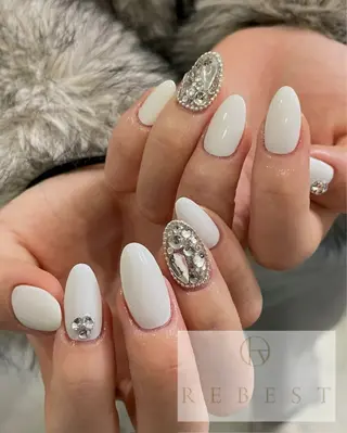 ネイル REBEST namiのネイルデザイン