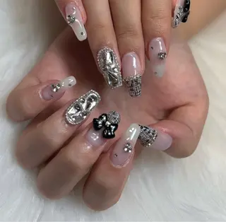 ネイル 🫧yua 🌸🫧のネイルデザイン