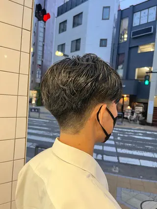 ショート パーマ 武井 弘希 ブリーチなしカラー✨のヘアスタイル