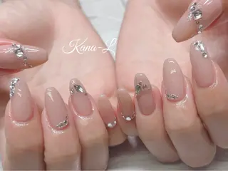 ネイル 芦辺 香奈のネイルデザイン