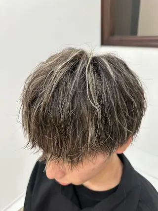 メンズ 白髪ぼかし/白髪 メッシュ/ゆうとのヘアスタイル