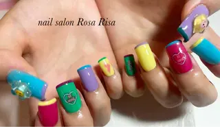 セミロング ネイル ネイルスタジオ シェイクユアハンズのネイルデザイン