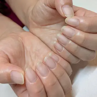 ネイル ジェヌインネイル 河内のネイルデザイン