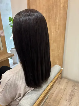 カラー アンフェール 長谷川のヘアスタイル