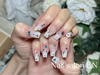 ネイル E.N🦋 長さ出し/持ち込みのネイルデザイン