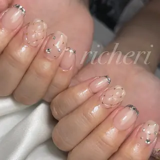 ミディアム ネイル richeri beautyのネイルデザイン