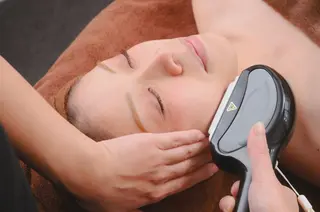 BELINDA所属・平 紫音のマツエク・マツパデザイン