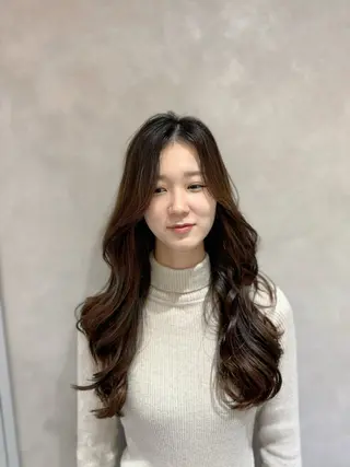 ロング Tink　天神店所属・今村賢治/メンズ/ レイヤー✨艶カラーのヘアスタイル