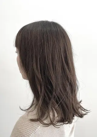 セミロング カラー LADY  BEETLE所属・LadyBeetle 山本泰史のヘアスタイル